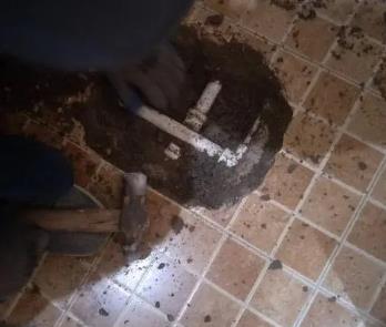 灵台卫生间漏水维修公司为您分享下卫生间渗水如何处理及注意事项